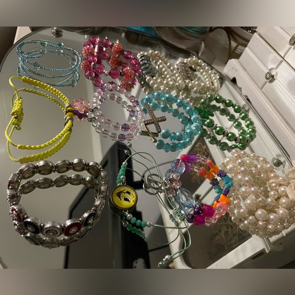 Bracelet Bundle of 12! - Picture 2 of 8